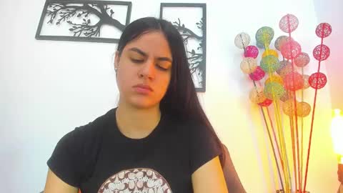 LAURA SOE online show from 21, 1, 2025