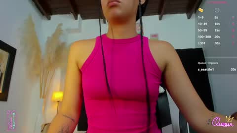 Snapshot of laura_soe chatting on 14, 6, 2026 LAURA SOE online show from 14, 6, 2026
