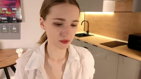 Snapshot of lauracollins__ chatting on 30, 4, 2026 May online show from 30, 4, 2026