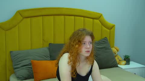 Snapshot of lauradennis chatting on 17, 4, 2026 Laura online show from 17, 4, 2026