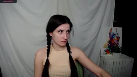 Laura online show from 28, 2, 2025