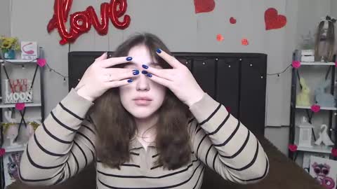 Snapshot of laurahlot chatting on 19, 2, 2025 LauraHlot online show from 19, 2, 2025