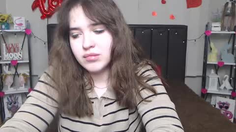 Snapshot of laurahlot chatting on 20, 2, 2025 LauraHlot online show from 20, 2, 2025