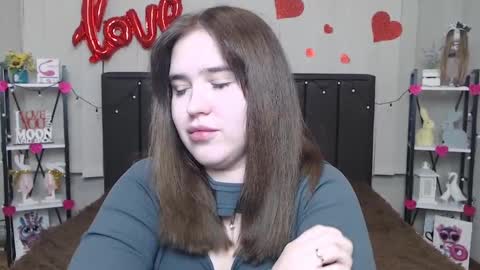 Snapshot of laurahlot chatting on 23, 2, 2025 LauraHlot online show from 23, 2, 2025