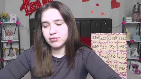 Snapshot of laurahlot chatting on 1, 3, 2025 LauraHlot online show from 1, 3, 2025