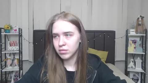 Snapshot of laurahlot chatting on 20, 9, 2025 LauraHlot online show from 20, 9, 2025