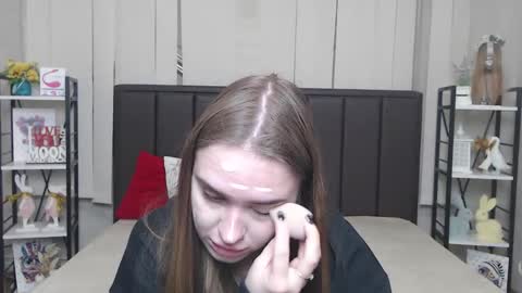 Snapshot of laurahlot chatting on 26, 11, 2025 LauraHlot online show from 26, 11, 2025