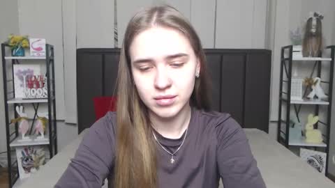 Snapshot of laurahlot chatting on 27, 11, 2025 LauraHlot online show from 27, 11, 2025