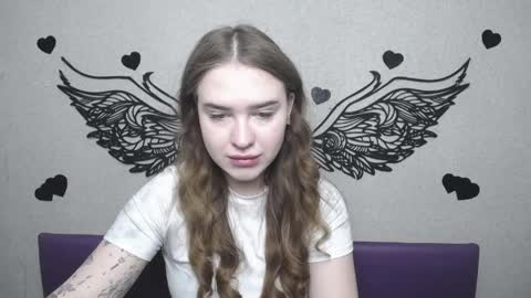 Snapshot of laurahlot chatting on 29, 4, 2026 LauraHlot online show from 29, 4, 2026