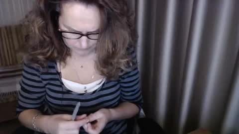 Lauraoven1 online show from 28, 11, 2025