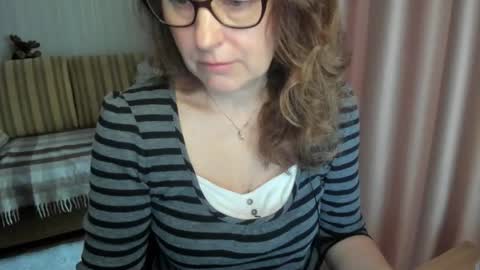 Snapshot of lauraoven1 chatting on 19, 3, 2026 Lauraoven1 online show from 19, 3, 2026