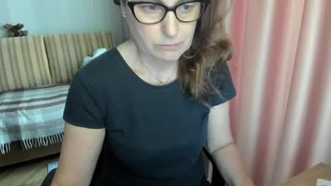 Snapshot of lauraoven1 chatting on 22, 3, 2026 Lauraoven1 online show from 22, 3, 2026