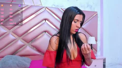 lauraroot online show from 13, 2, 2026