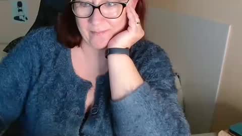 Snapshot of laureanne50 chatting on 20, 12, 2024 laureanne online show from 20, 12, 2024