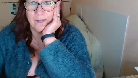 Snapshot of laureanne50 chatting on 17, 1, 2025 laureanne online show from 17, 1, 2025