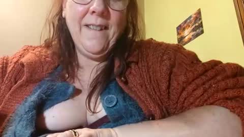 Snapshot of laureanne50 chatting on 21, 1, 2025 laureanne online show from 21, 1, 2025