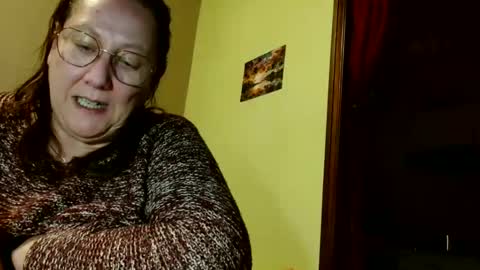 Snapshot of laureanne50 chatting on 18, 2, 2025 laureanne online show from 18, 2, 2025