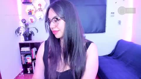  Im Lauren  independent model   online show from 11, 2, 2025