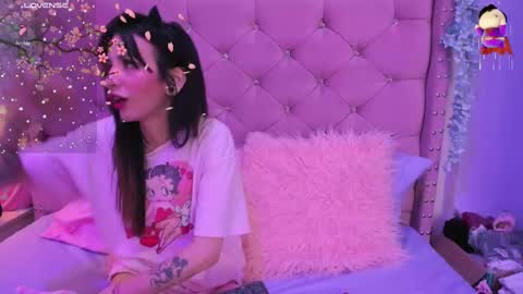 Snapshot of lauren_evans96 chatting on 2, 3, 2025 Lauren evans9 online show from 2, 3, 2025