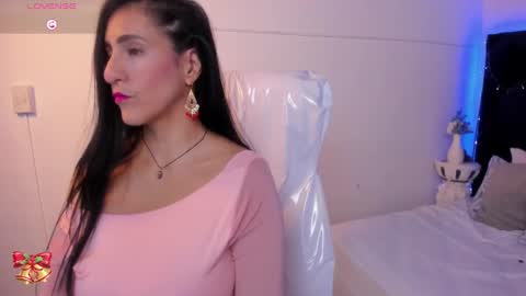 Lauren online show from 17, 2, 2025