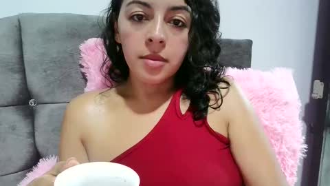 laurenhot94 online show from 10, 11, 2025