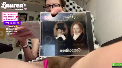 Snapshot of laurenipsumsit chatting on 19, 5, 2026 Lauren online show from 19, 5, 2026