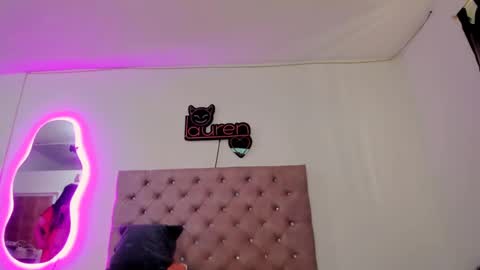 laurenlaine online show from 11, 2, 2025