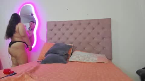 laurenlaine online show from 8, 3, 2025