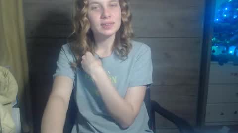 Snapshot of laurenmy chatting on 6, 1, 2025 laurenmy online show from 6, 1, 2025