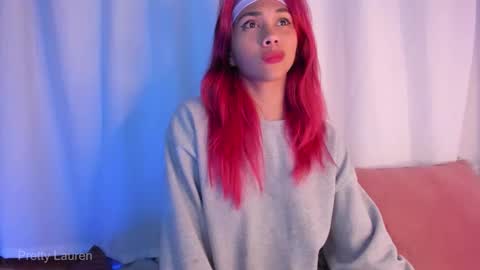 Snapshot of laurenn__1 chatting on 9, 2, 2026 Lauren online show from 9, 2, 2026