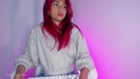 Snapshot of laurenn__1 chatting on 17, 3, 2026 Lauren online show from 17, 3, 2026