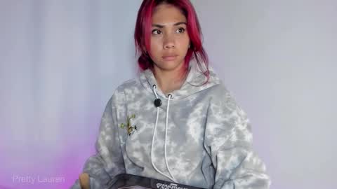 Snapshot of laurenn__1 chatting on 6, 4, 2026 Lauren online show from 6, 4, 2026