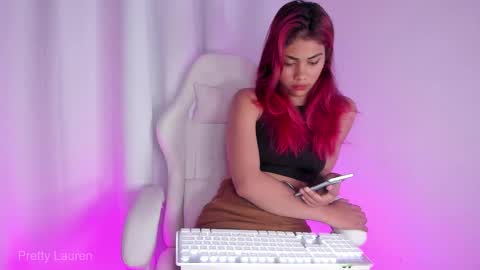 Snapshot of laurenn__1 chatting on 16, 4, 2026 Lauren online show from 16, 4, 2026