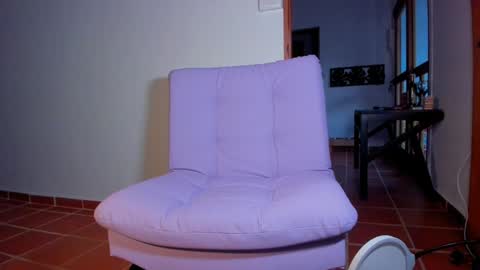 Snapshot of laurent_a chatting on 30, 1, 2025 Lucie online show from 30, 1, 2025