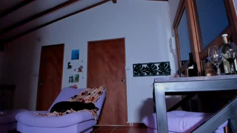 Snapshot of laurent_a chatting on 3, 2, 2025 Lucie online show from 3, 2, 2025