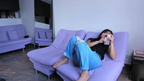 Snapshot of laurent_a chatting on 29, 9, 2025 Lucie online show from 29, 9, 2025