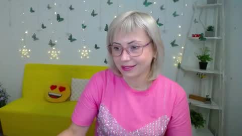 Snapshot of laurenwishy chatting on 14, 3, 2026 Lauren online show from 14, 3, 2026