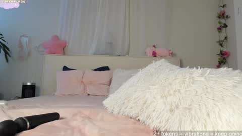 Snapshot of laurenxcros chatting on 11, 2, 2026 Lauren online show from 11, 2, 2026