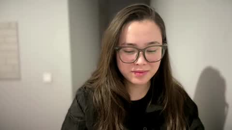 Snapshot of laurettasims chatting on 19, 5, 2026 Amelia online show from 19, 5, 2026