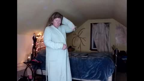 Snapshot of laureybabe44 chatting on 8, 1, 2025 Lauren online show from 8, 1, 2025