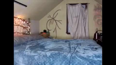 Snapshot of laureybabe44 chatting on 7, 3, 2025 Lauren online show from 7, 3, 2025