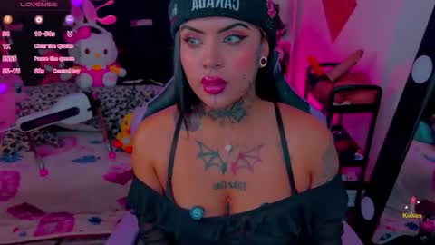 Snapshot of lauri_ink chatting on 11, 6, 2026 lauri online show from 11, 6, 2026