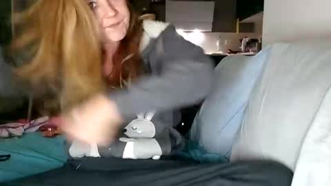 lauriehotxxx online show from 25, 2, 2025