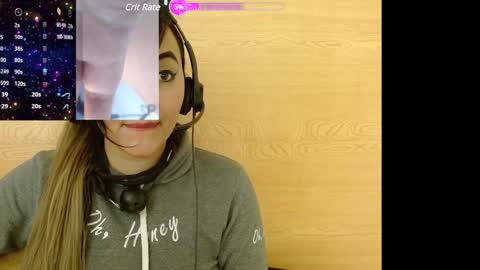 lauriss_ online show from 8, 1, 2025