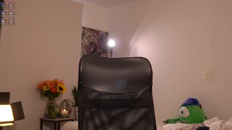 laurita_4 online show from 11, 2, 2025