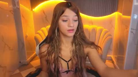 Snapshot of laurita_b chatting on 27, 3, 2026 Laurita online show from 27, 3, 2026