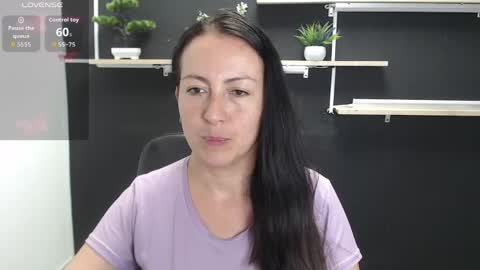 Laury  online show from 2, 6, 2026