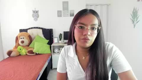 Snapshot of lauu7 chatting on 6, 7, 2026 lauu7 online show from 6, 7, 2026