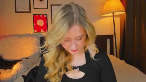 Snapshot of lavender_tender chatting on 16, 3, 2026 Lav online show from 16, 3, 2026