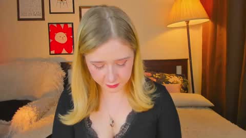 Snapshot of lavender_tender chatting on 21, 3, 2026 Lav online show from 21, 3, 2026